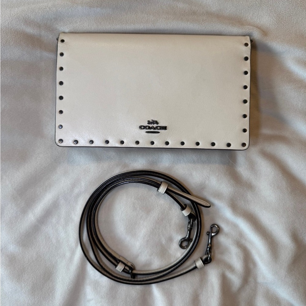 Coach Studded Leather Crossbody Wallet White – Removable Strap, Authentic